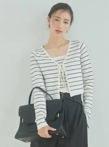 실크 블렌드 앙상블 니트 프레이아이디 보더 니트 앙상블