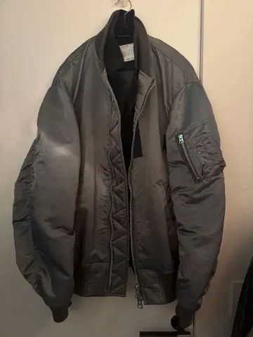 sacai MA-1 플라이트 자켓 그레이