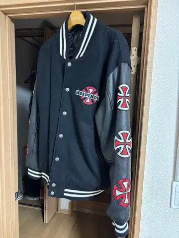 Independent 바시티 자켓 500벌 한정판