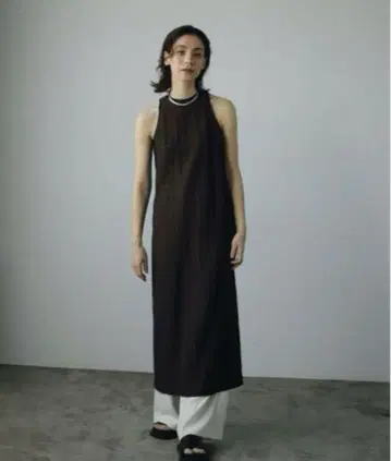 anuke Sheer Check Onepice 브라운 38