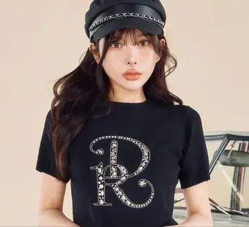 다리치 Darich 비쥬 니트탑