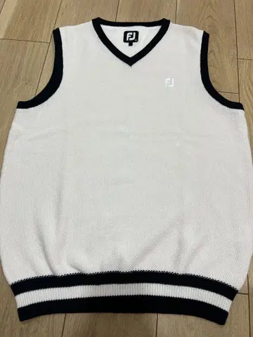 FJ 풋조이 V넥 베스트 L