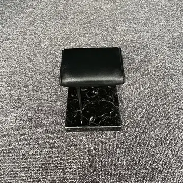 THE WATCH STAND 더 워치 스탠드 시계 거치대