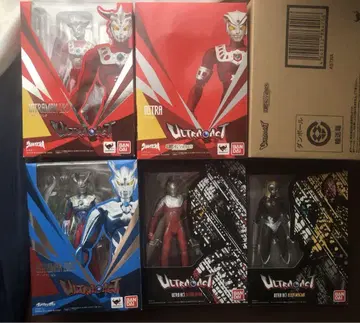 ULTRA-ACT 울트라맨 울트라 액트 피규아트
