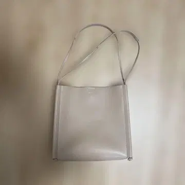 베이지 숄더백 내 포켓 포함