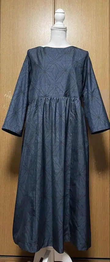 기모노 리메이크 린넨 잎 패턴 남색 계열 오시마 허리 개더 원피스