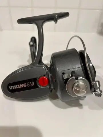 VIKING 550 낚시릴 그레이