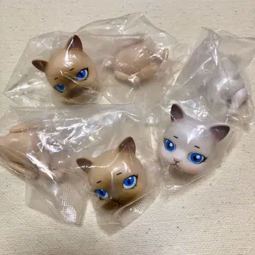 미개봉 캡슐 인형 고양이 3개 세트