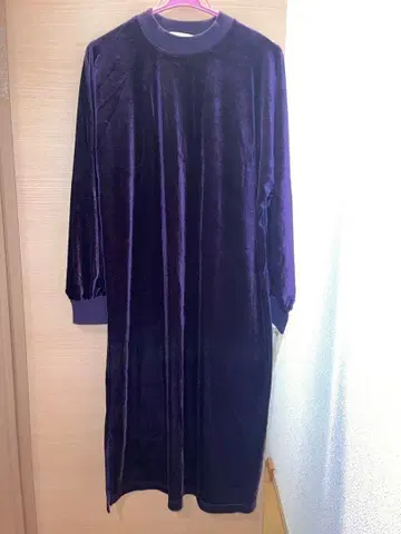 LOWRYSFARM 퍼플 벨벳풍 긴팔 원피스 로리즈팜