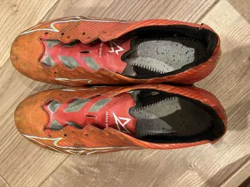 Mizuno 알파 레드