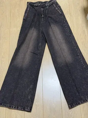 다크 그레이 와이드 데님 팬츠
