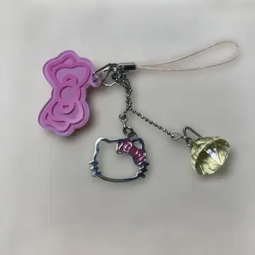 헬로키티 스트랩 유니버셜 스튜디오 재팬