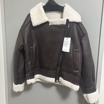 브라운 쉘파 무스탕 코트