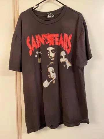 SAINT TEARS 다크 그레이 T셔츠 L 사이즈