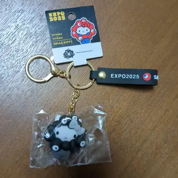 새상품 10 산리오 블랙 미야쿠미야쿠 변신 키링 마스코트 헬로키티