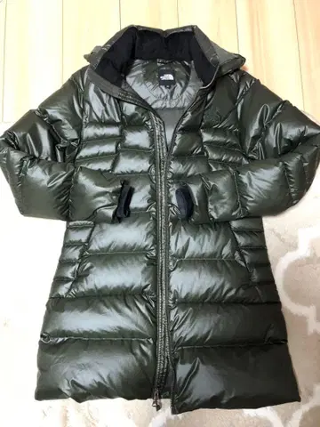 THE NORTH FACE 후드 부착 다운 자켓 다크 그린