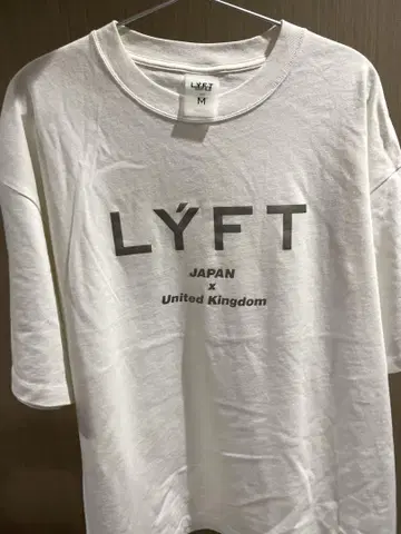 LYFT 화이트 T셔츠 M 사이즈