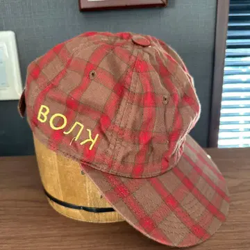 체크 무늬 야구 모자