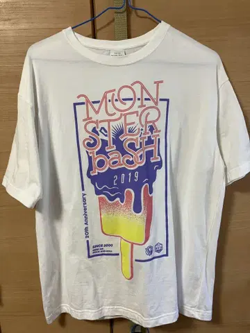MONSTER baSH 2019 티셔츠 s 사이즈