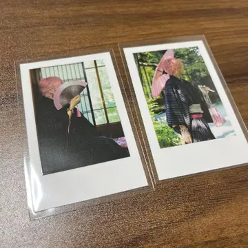 이레귤러즈 나이코 실사 폴라로이드