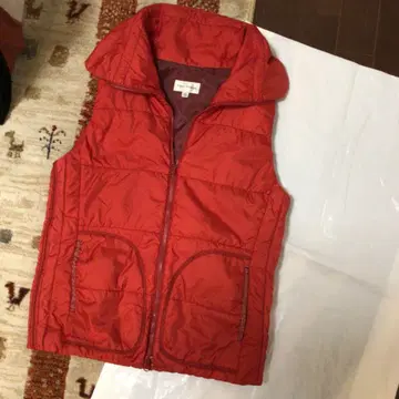 새상품급 HEAL CREEK 나일론 레드 퀼트 베스트