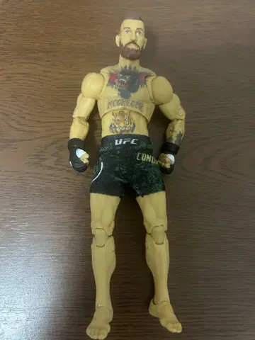 UFC 코너 맥그리거 액션 피규어