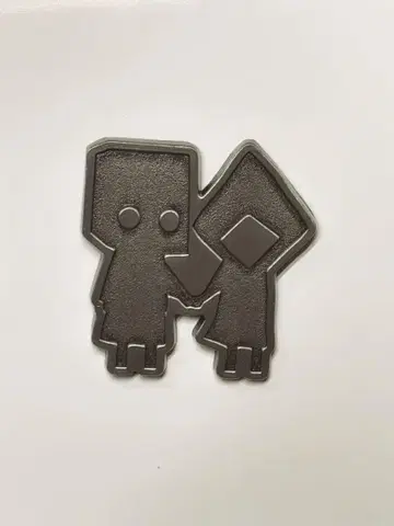 리틀 나이트메어 로손 한정판 핀 배지 식스&모노