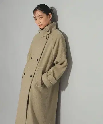 [ 새상품급 ] 24AW Ray BEAMS 스탠드 카라 더블 코트