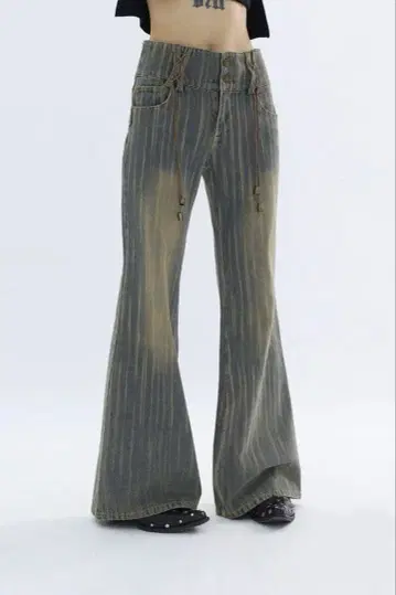 4re1gn TARNISHED STRIPE FLARES