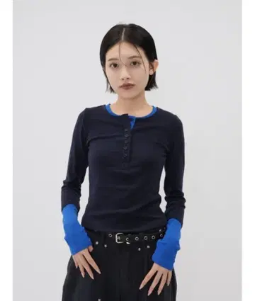 Enewd nina 하프 버튼 바이컬러 상의