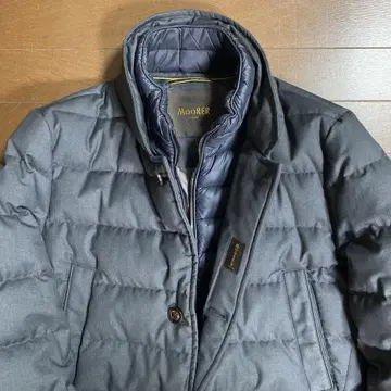 MOORER 네이비 다운 자켓