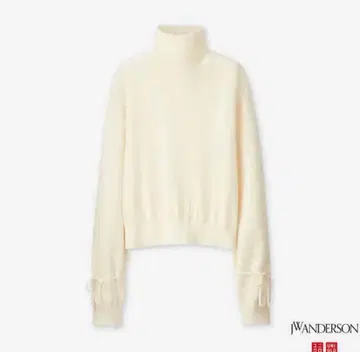 새상품 UNIQLO and JW ANDERSON 니트 화이트
