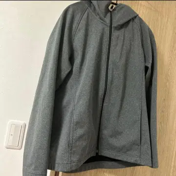 UNIQLO 블록테크 플리스 후드티 그레이