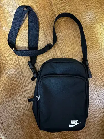 Nike 블랙 숄더백