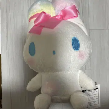 귀를 꾹 누르는 봉제 인형 시나모롤 미사용