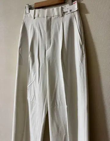 Uniqlo 턱 와이드 팬츠 S 사이즈