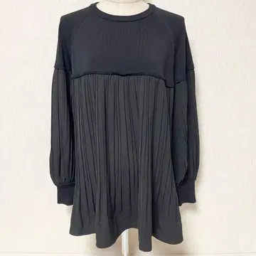 Torrazzo Donna 도킹 플리츠 블라우스 블랙 니트