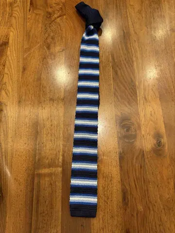 ZELF PARIS 니트 넥타이 파랑과 화이트 스트라이프 박스 포함