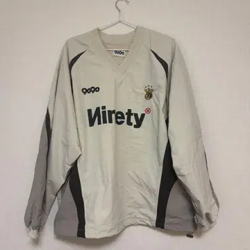 9090 Tech Nylon Pullover 아이보리 나일론 풀오버