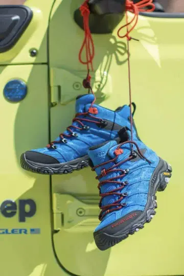 MOAB 3 MID x JEEP