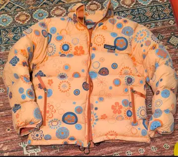 patagonia 다운 자켓 꽃무늬