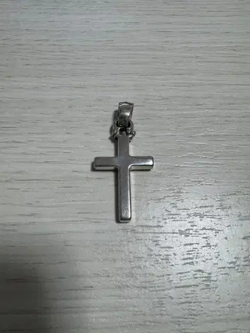 BWL Match Stich 크로스 펜던트 실버 액세서리