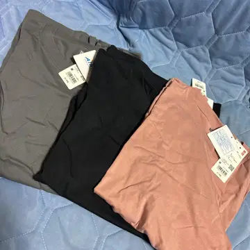 새상품 UNIQLO 에어리즘 코튼 UV컷 크루넥T셔츠 긴팔
