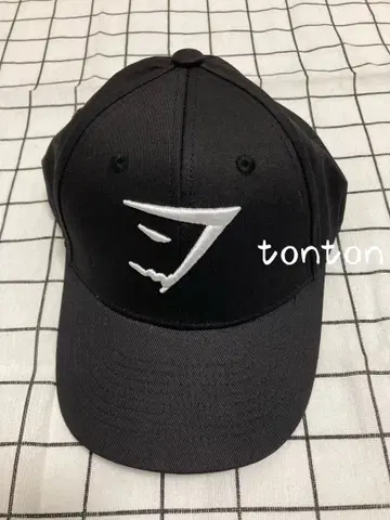 Gymshark 블랙 야구 모자