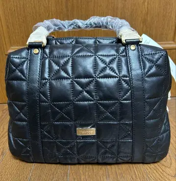 Y'sacs 블랙 핸드백 양가죽 퀼팅 패턴