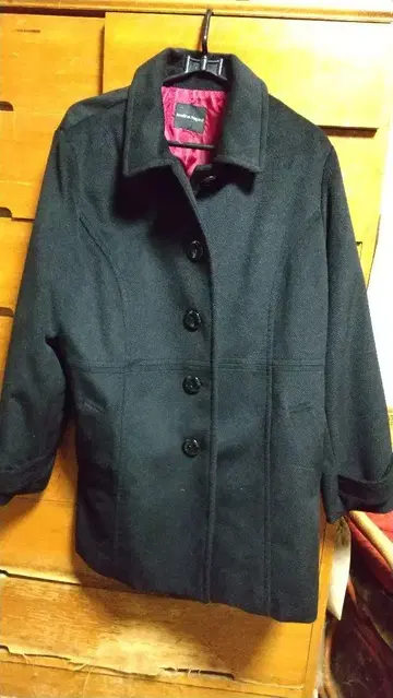 아벨리나 레가르 블랙 피 코트