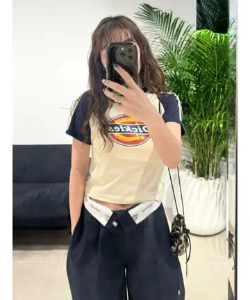 [ LILY BROWN x Dickies ] 그래픽 컴팩트 T셔츠