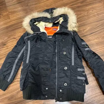 AIREX 아비렉스 퍼 자켓 여성용 블랙 M