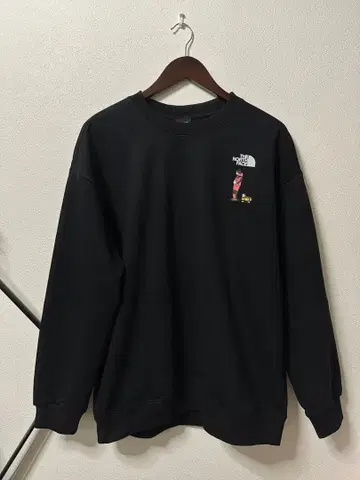 THE NORTH FACE 블랙 맨투맨