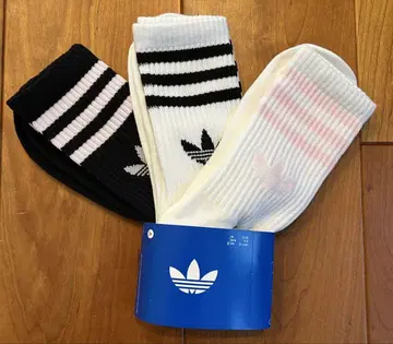 새상품 아디다스 22-24cm 쓰리 스트라이프 크루 삭스 3종 세트